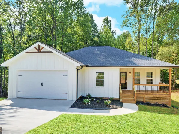 16 Brekshire Dr, Cleveland, GA 30528