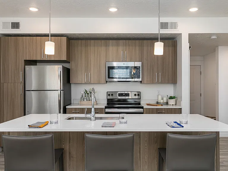 Village East Apartments & Townhomes — Photo 16