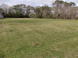 0 Hoelewyn Dr, Angleton, TX 77515