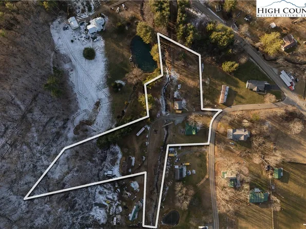 121 & 150 Johns Lane, Zionville, NC 28698