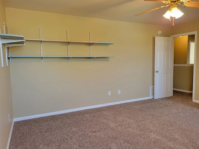 2611 Echo Dr — Photo 21
