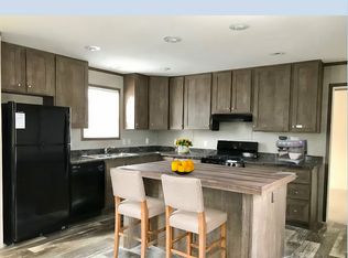 3188 Avalon Dr, Flint, MI 48507