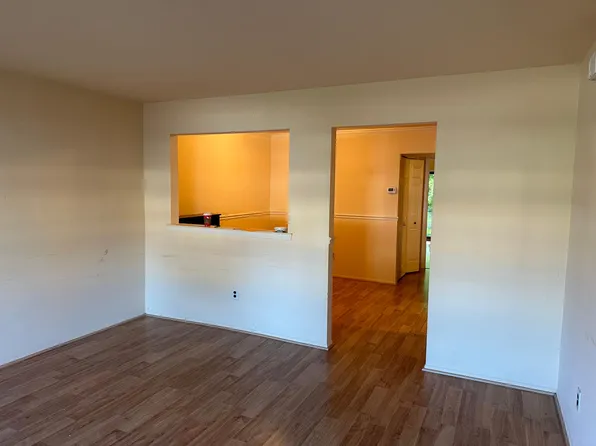 2020 Jason Dr APT A, Huntingdon Valley, PA 19006