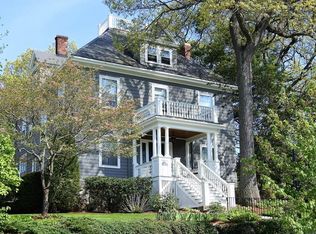 35 Renwick Rd, Melrose, MA 02176