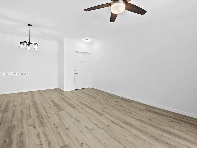 17145 N Bay Rd #4303 — Photo 4