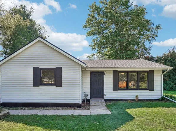 1304 East Road One, Edgerton, WI 53534