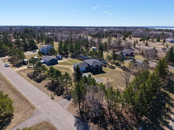 2416 Pearl Dr, Bemidji, MN 56601