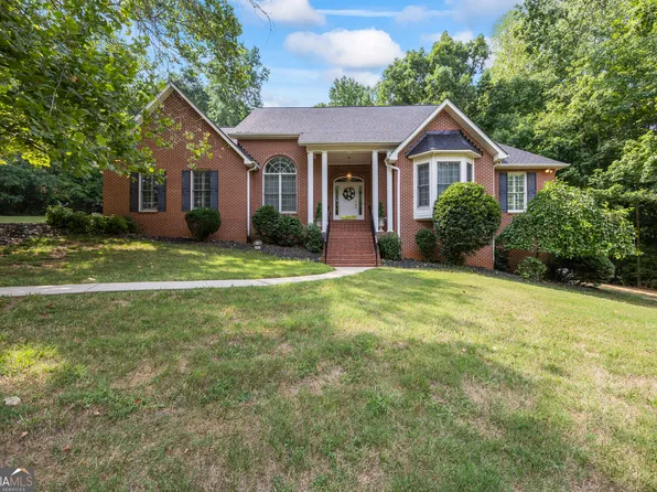 669 Deerfield Ln, Royston, GA 30662