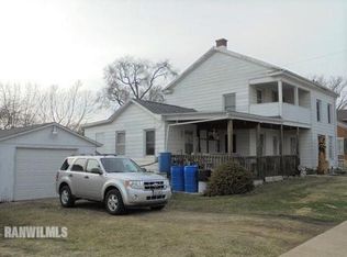 301 Pearl St, Warren, IL 61087