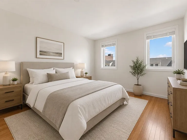 55 Chelsea St #55 — Photo 11