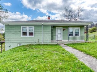 303 Clinton Ave, Marion, VA 24354