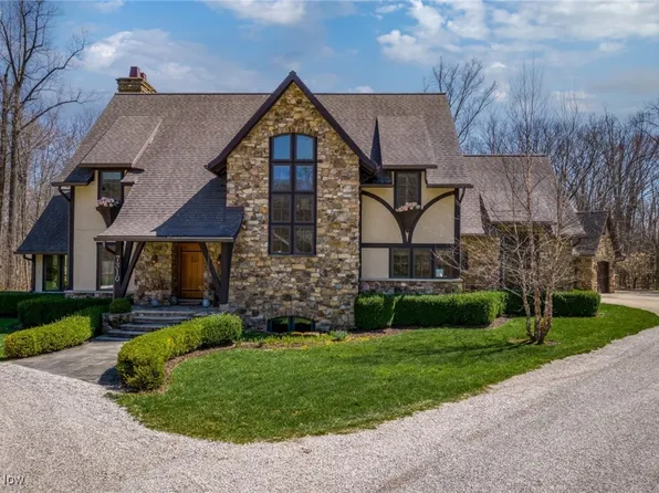 7310 Valley View Rd, Hudson, OH 44236