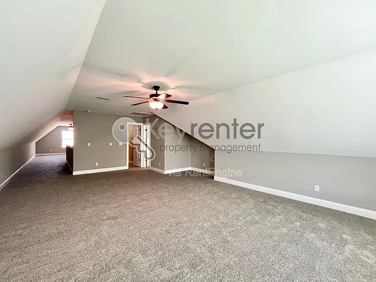 2758 Waterhaven Dr — Photo 23