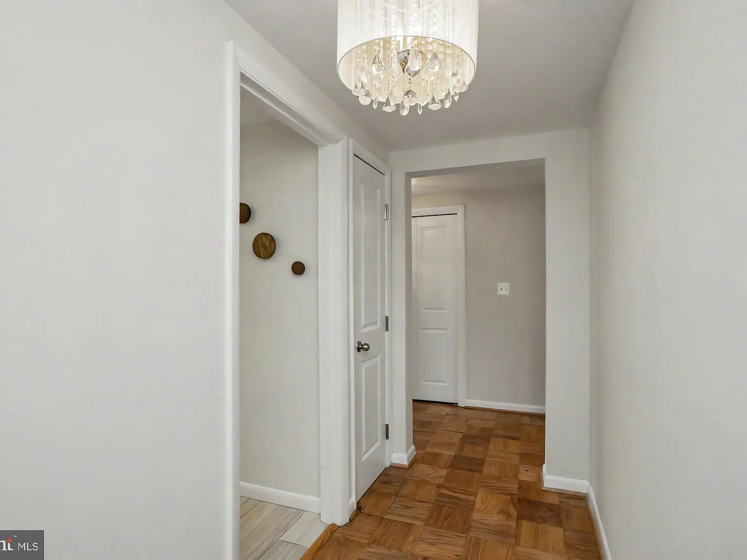 The Cove Condominiums — Photo 4