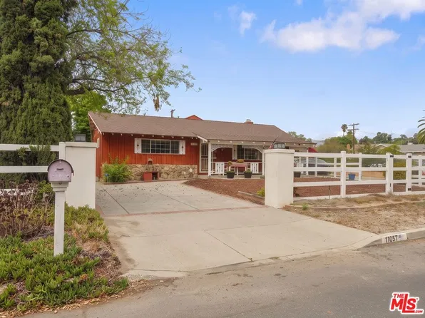 11057 Fenway St, Sun Valley, CA 91352