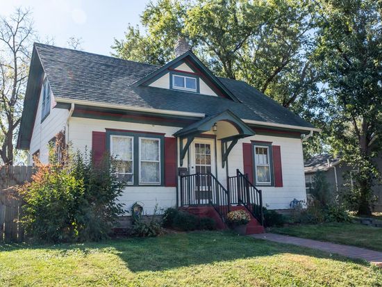 625 7th St W, Hastings, MN 55033