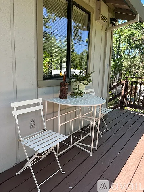 2 bed, 700 sqft, $2,800 — Photo 4