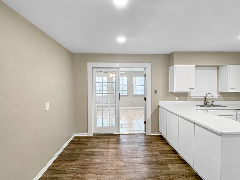 310 Mahota Dr — Photo 10