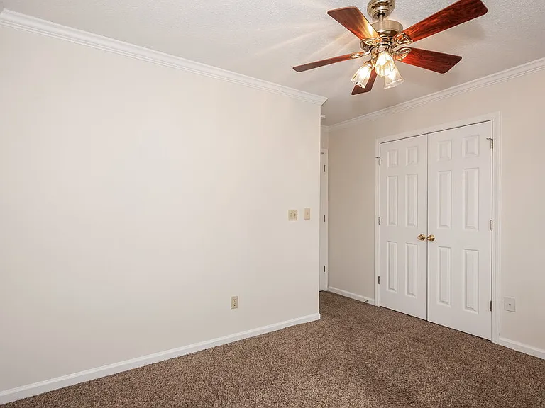 3407 Mayhurst Dr — Photo 14