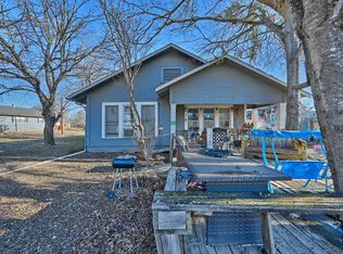 8152 Fm 141, Dime Box, TX 77853