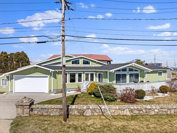 7 Portland St, New Bedford, MA 02744