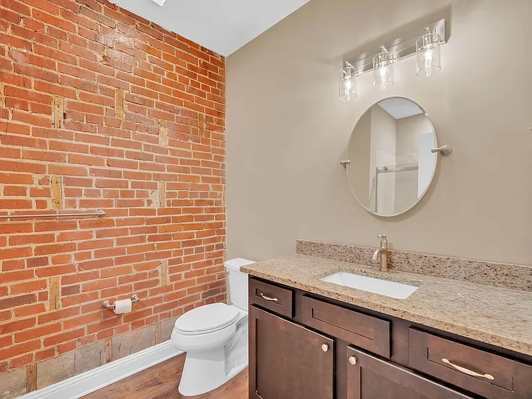214 Broad St #C — Photo 9