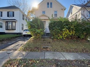 87 Fairbanks St, Rochester, NY 14621