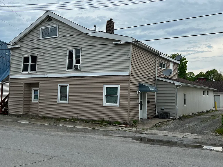 21 Myrtle St #A — Photo 6