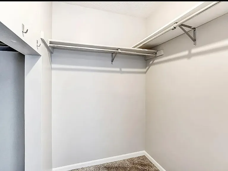 6406 Amber Ct — Photo 12
