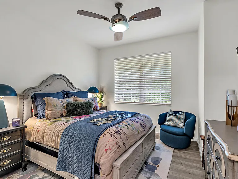 6407 Bella Cir #403 — Photo 17