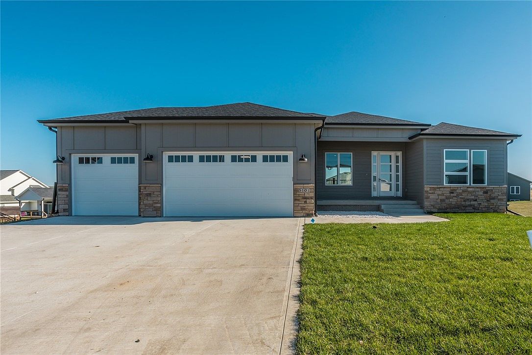 5101 165th St, Urbandale, IA 50323 Zillow