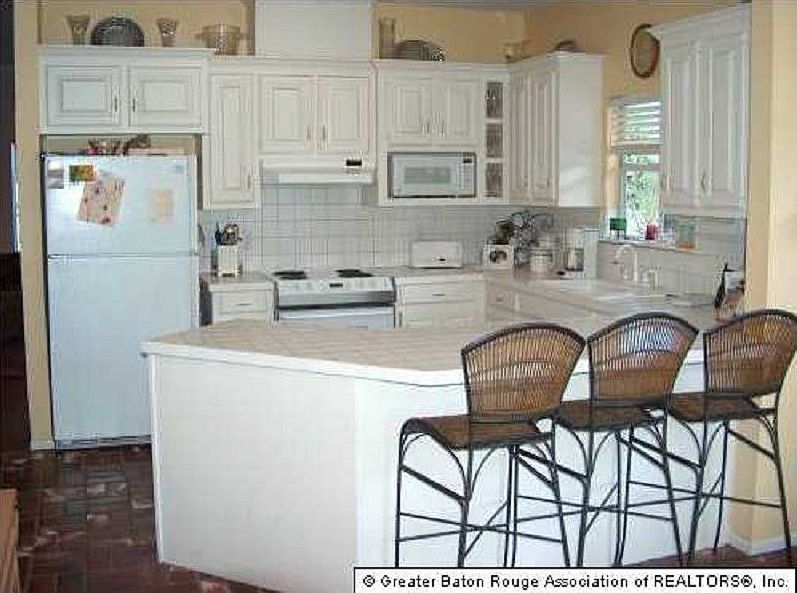 2nd image of 18229 Lake Indigo Dr