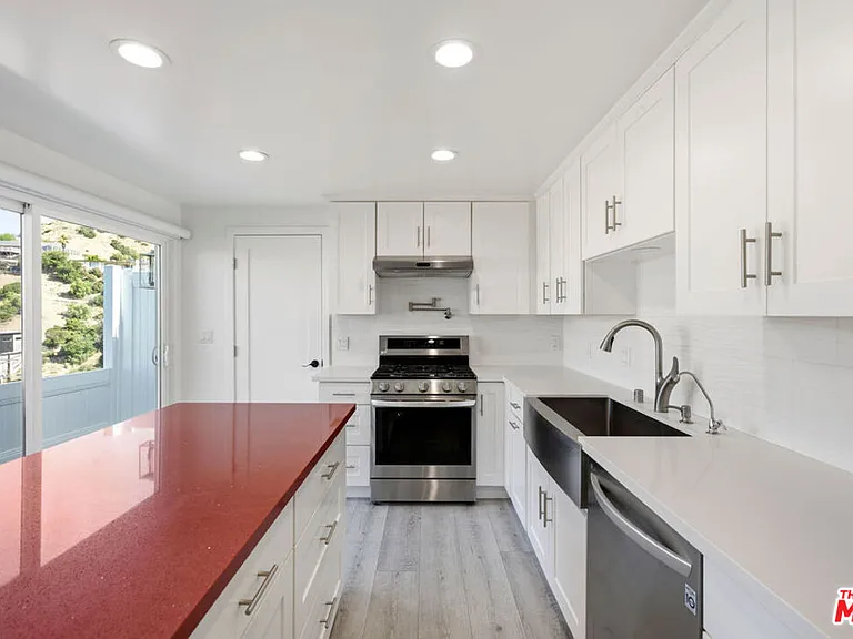 10321 Sala Pl — Photo 6