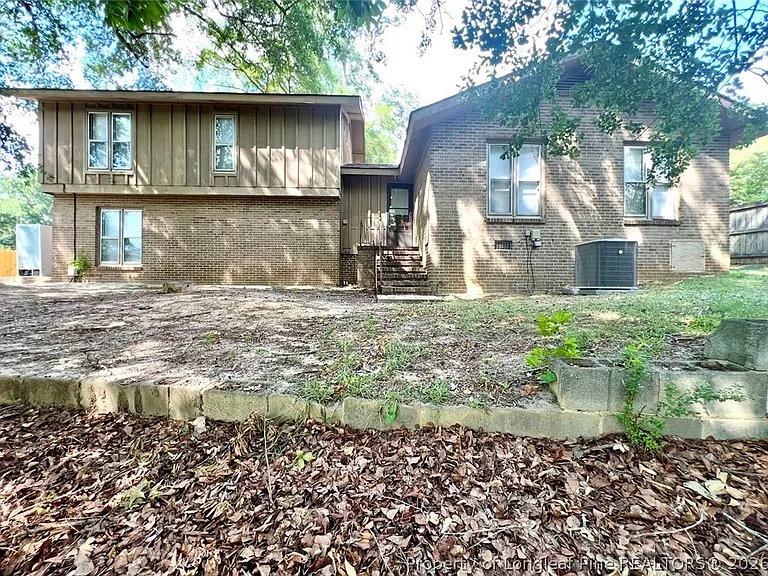 7013 Darnell St — Photo 44