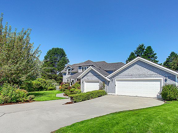 2nd image of 1657 Lynne Dr