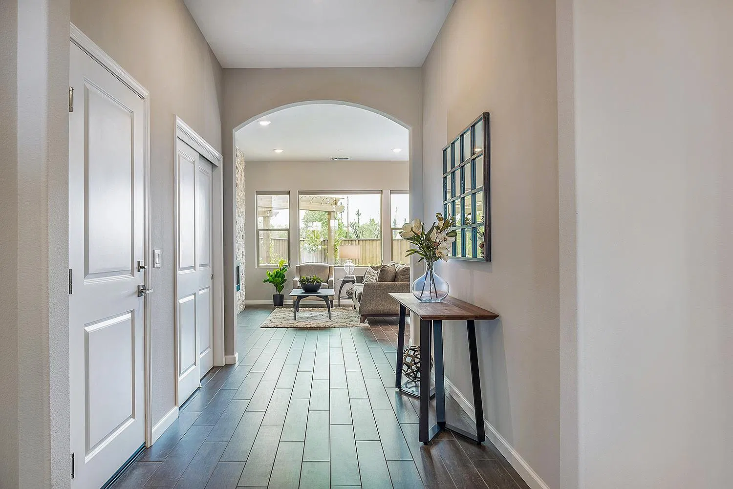 3608 Aaron Dr — Photo 3
