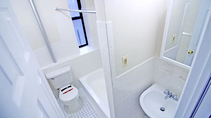 Rented by Compass | media 6