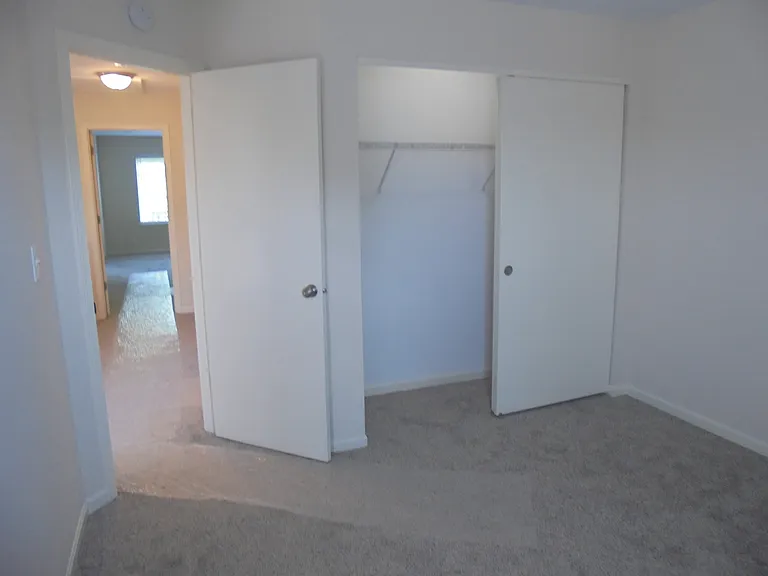 1454 Walnut Hill Ave — Photo 27