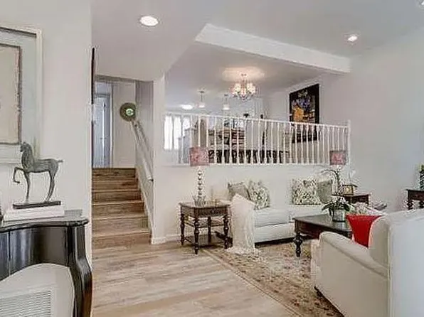 342 N Clybourn Ave, Burbank, CA 91505