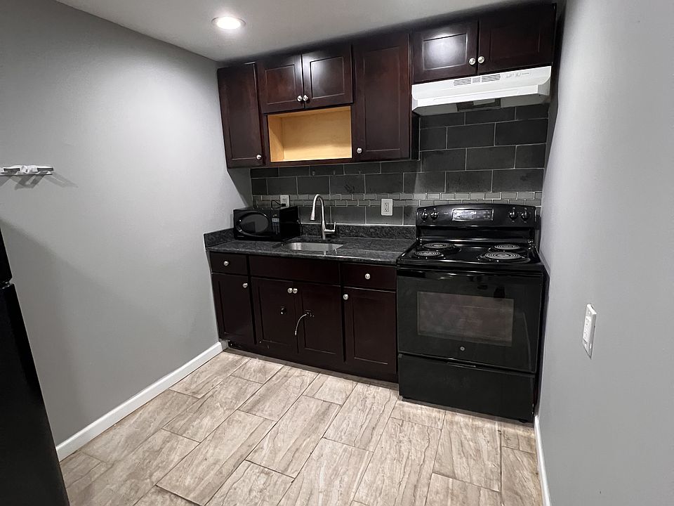 2nd image of 6238 Belfield Ave