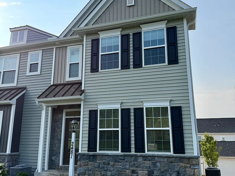 2481 Artesian Way — Photo 1