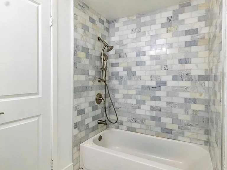 1819 Park Glen Cir #A — Photo 15