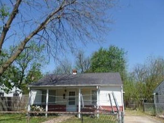 2nd image of 2216 W Rose St