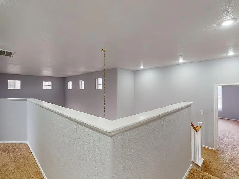 377 Ravensmere Ave — Photo 30