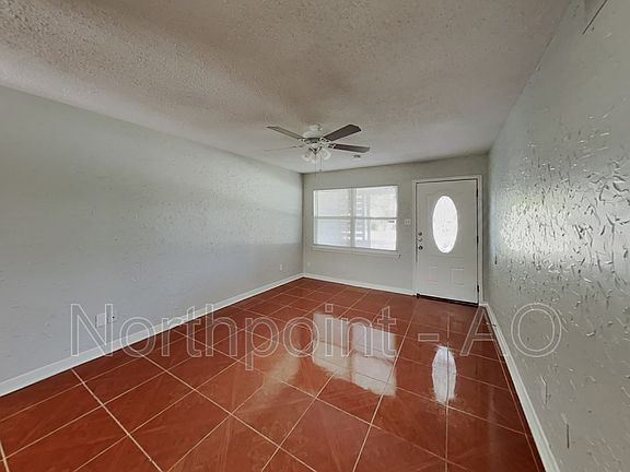 2nd image of 1742 Virginia St