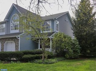 81 Gordon Ave, Lawrenceville, NJ 08648