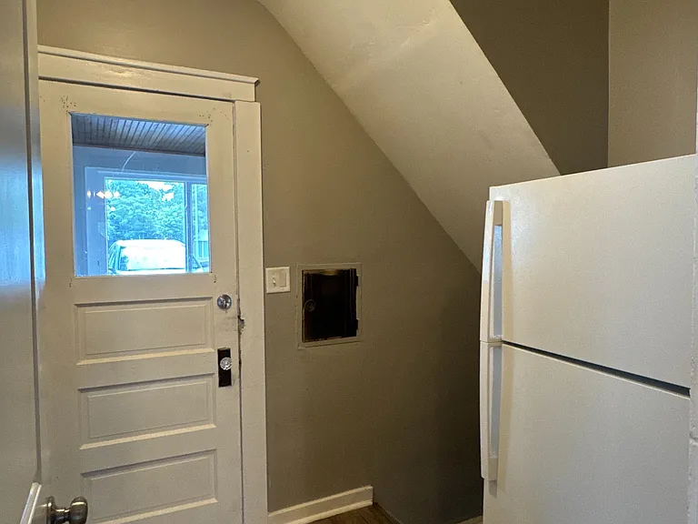 1735 Horton Ave SE #1 — Photo 3