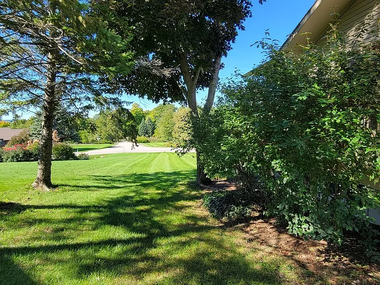 8892 Sunset W — Photo 11