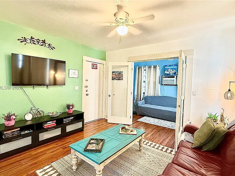 2153 SW 14th Ter #2 — Photo 3