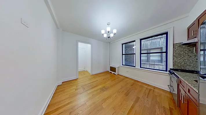 Rented by Bond New York | media 10